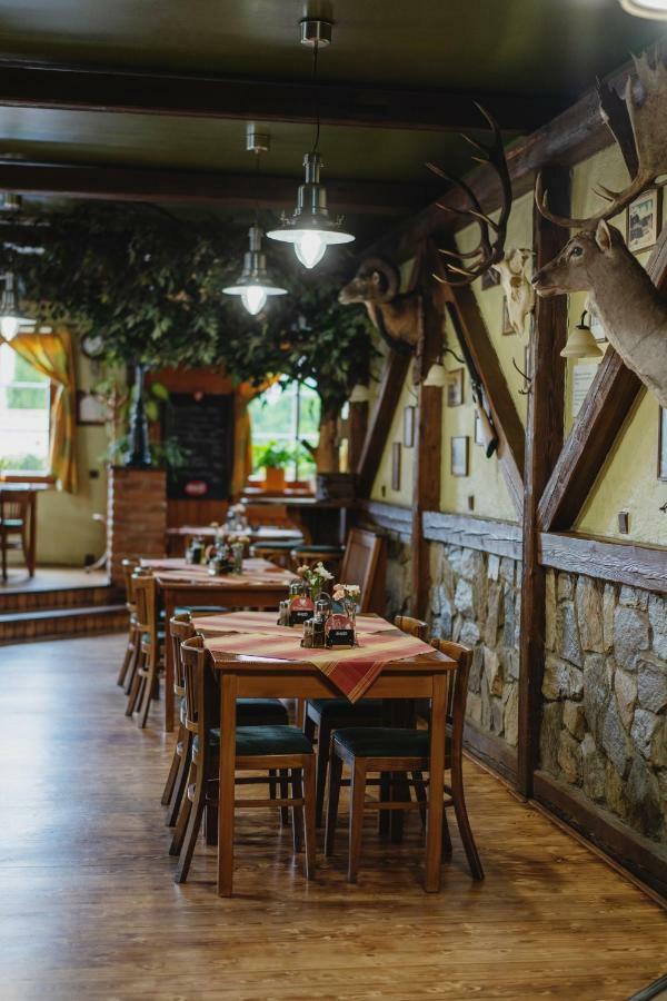 Hotel Taverna Javorník Exterior foto